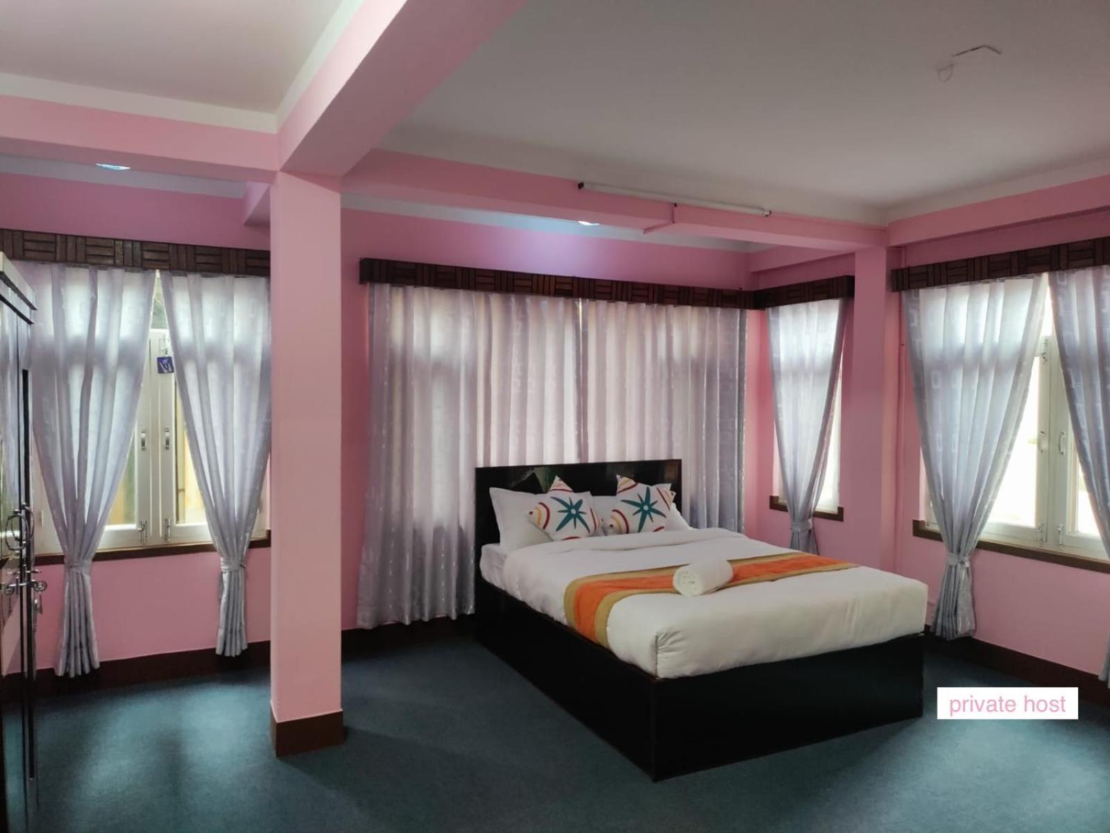Andrew Home Kathmandu Ngoại thất bức ảnh