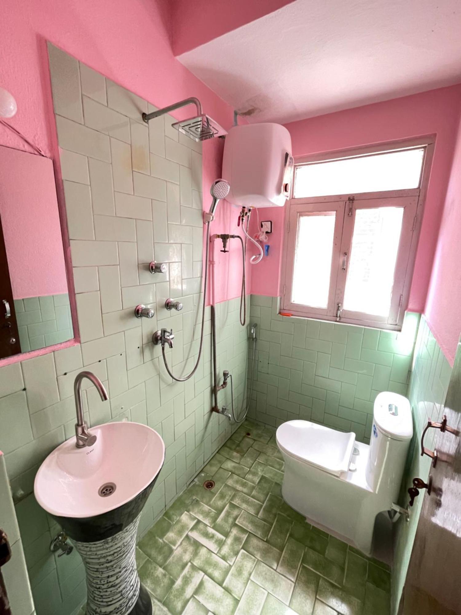 Andrew Home Kathmandu Ngoại thất bức ảnh